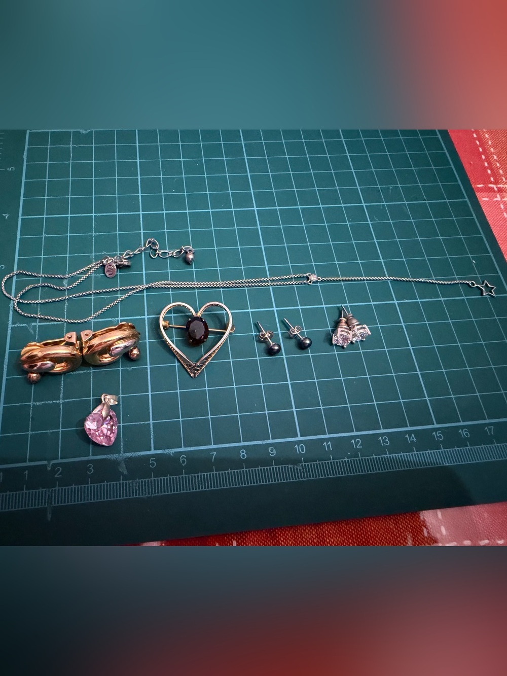 Lot of jewelry